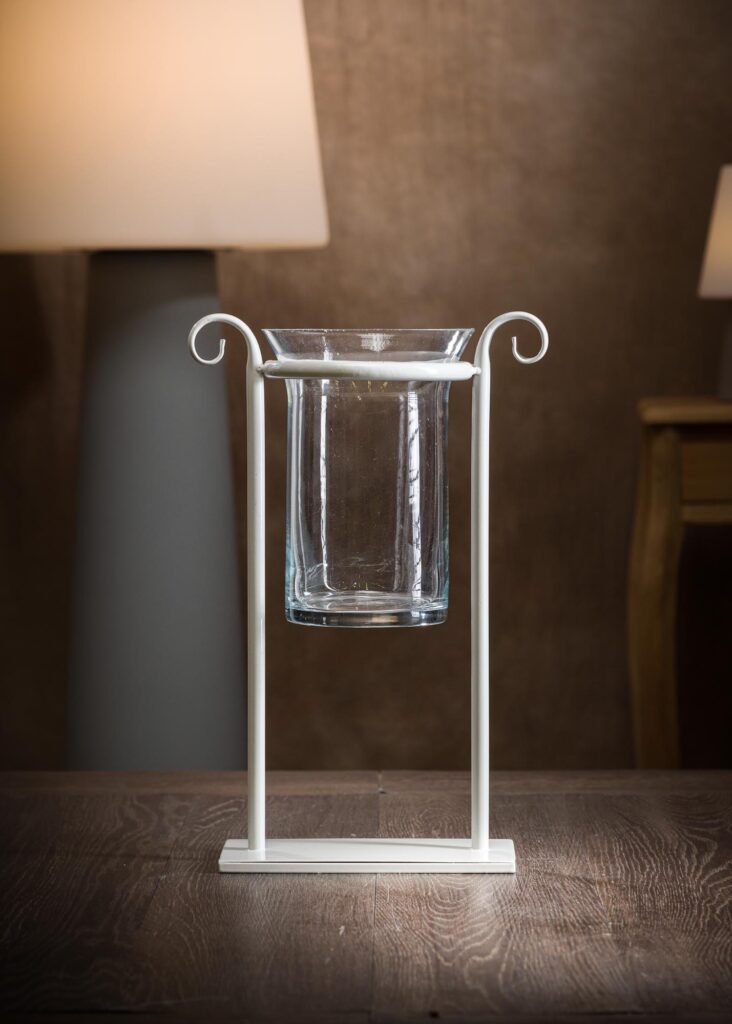 Vasi per fiori in vetro in struttura metallo, vista frontale